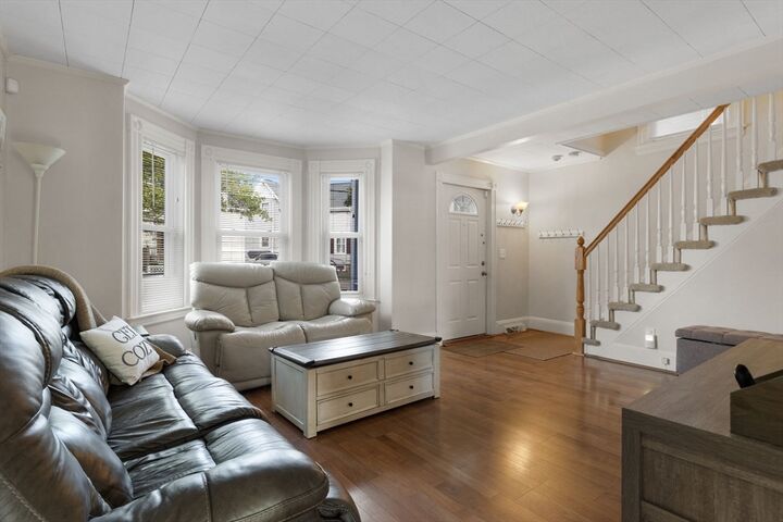 Property Photo:  33 Verona Street  MA 01904 