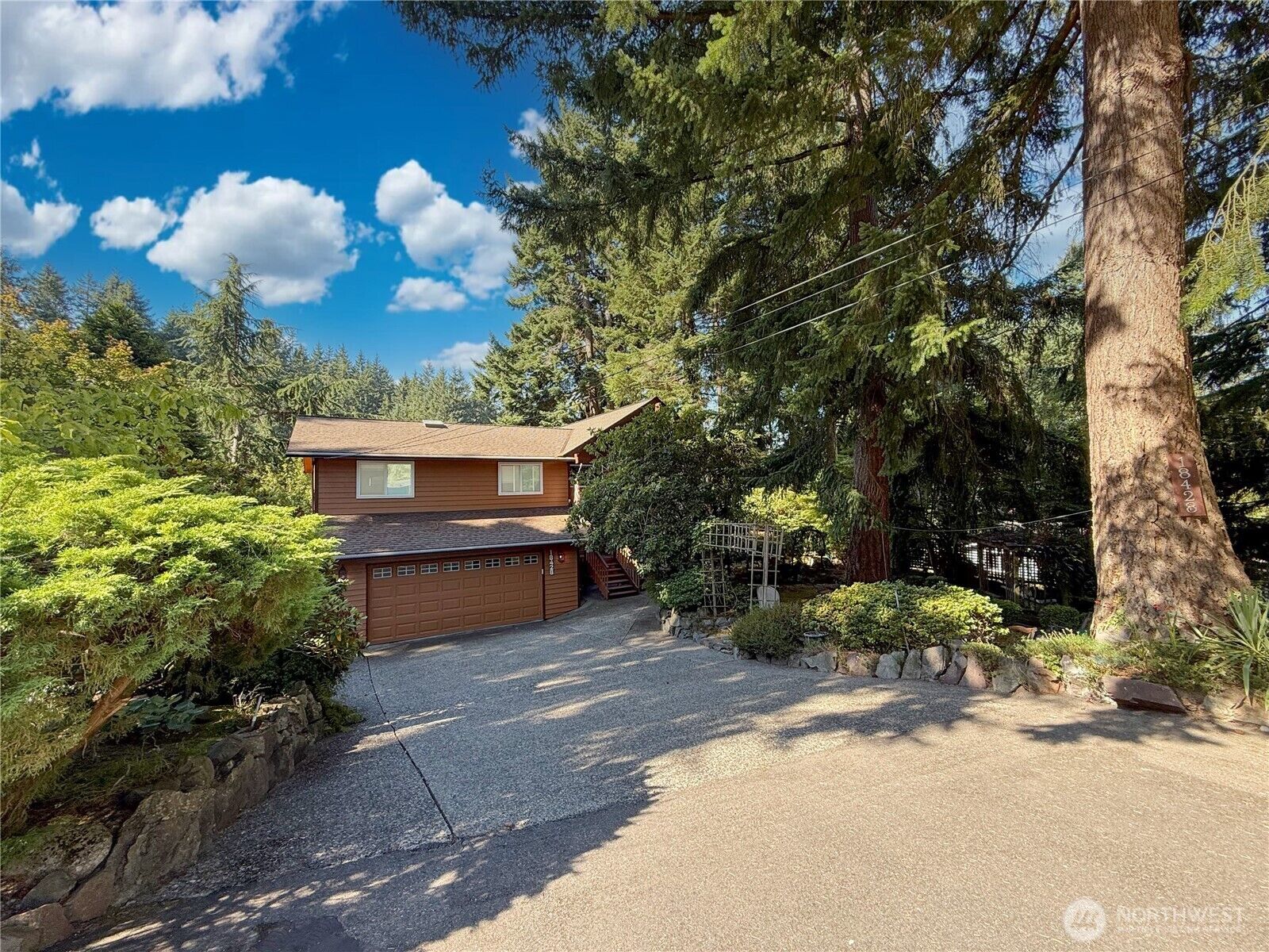 Property Photo: 18428 74th Place W WA 98026