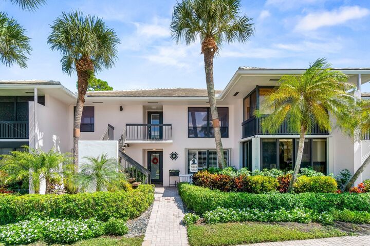 Property Photo:  3826 Quail Ridge Drive N Blue Heron  FL 33436 