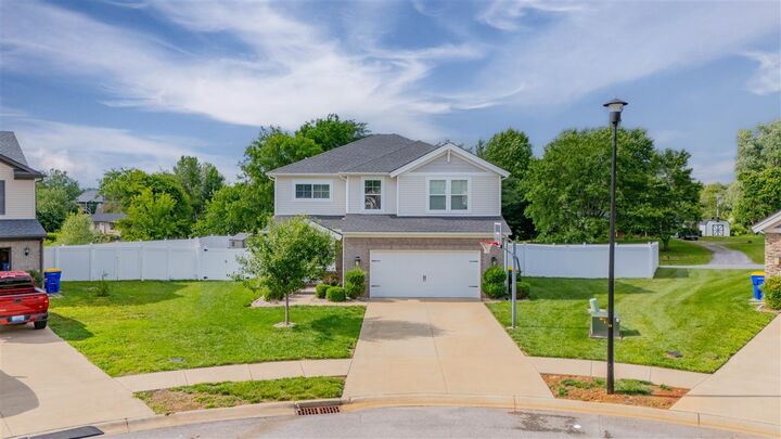Property Photo: 415 Vining Court KY 42104