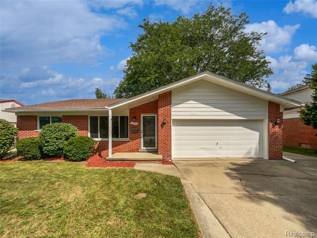 14292 Hubbell Street  Livonia MI 48154 photo