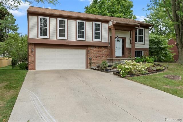 Property Photo: 22530 Sheridan Road MI 48375