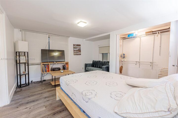 Property Photo:  528 SW 21st Ave B  FL 33135 