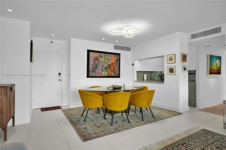 Property Photo: 2451 Brickell Ave 4L FL 33129