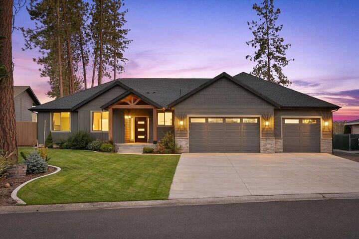 7009 W Kendick Ave  Nine Mile Falls WA 99026 photo