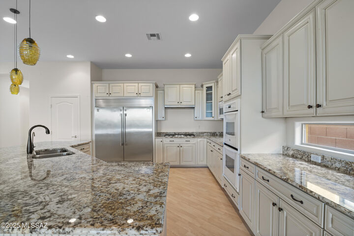 12736 N Gentle Rain Drive  Marana AZ 85658 photo