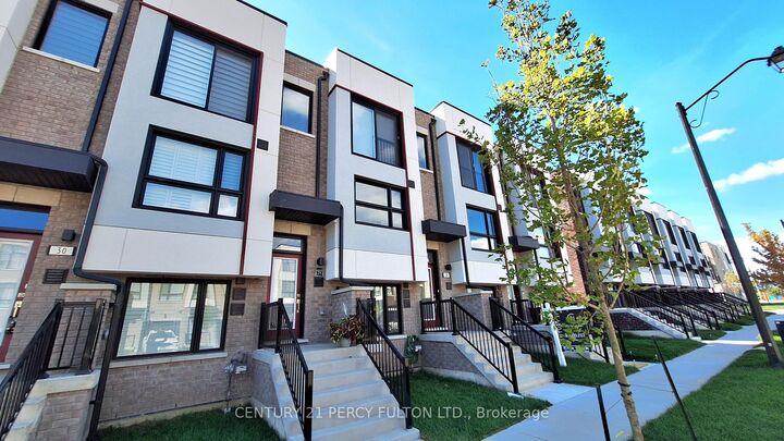 Photo de la propriété:  26 Bateson Street  ON L1S 7M3