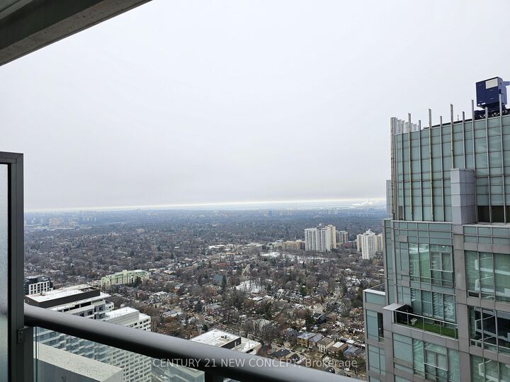 Photo de la propriété: 2221 Yonge Street 4905 ON M4S 0B8