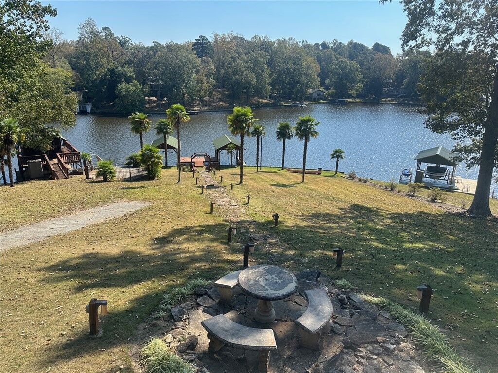 Property Photo:  801 McFalls Circle  SC 29621 