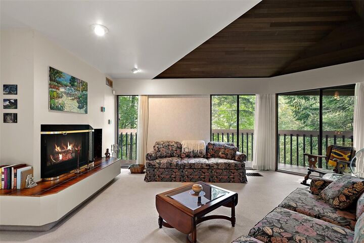 Property Photo:  1465 Lands End Rd  BC V8L 5K1 