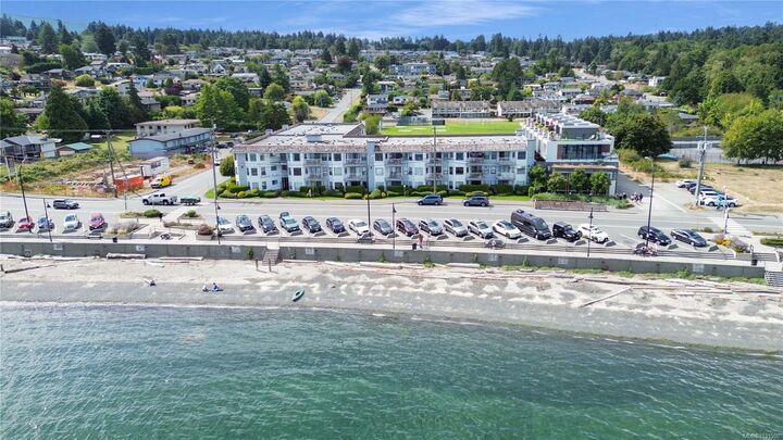 Property Photo: 2815 Departure Bay Rd 320 BC V9S 5P4