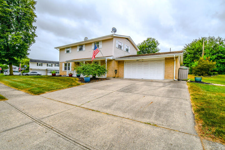 Property Photo: 6811 Kinsey Road OH 45322
