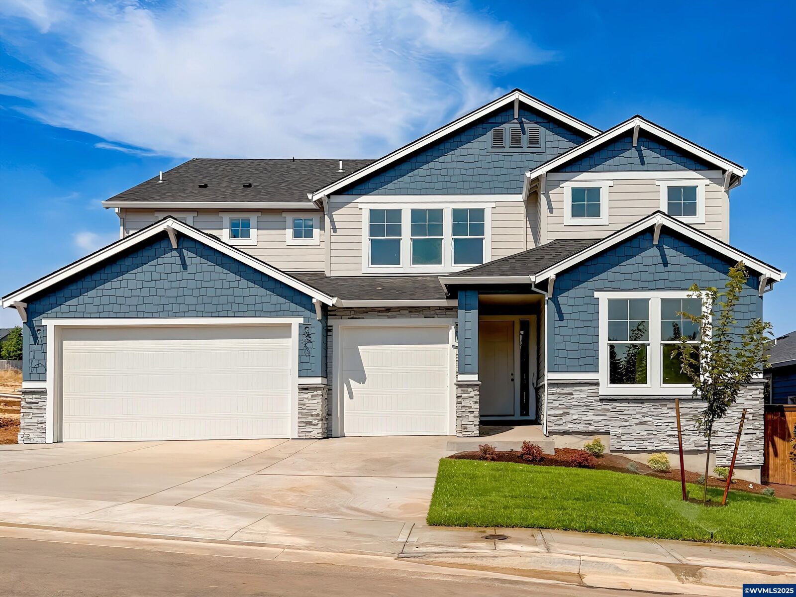 Property Photo:  6240 Evengelista St S  OR 97306 