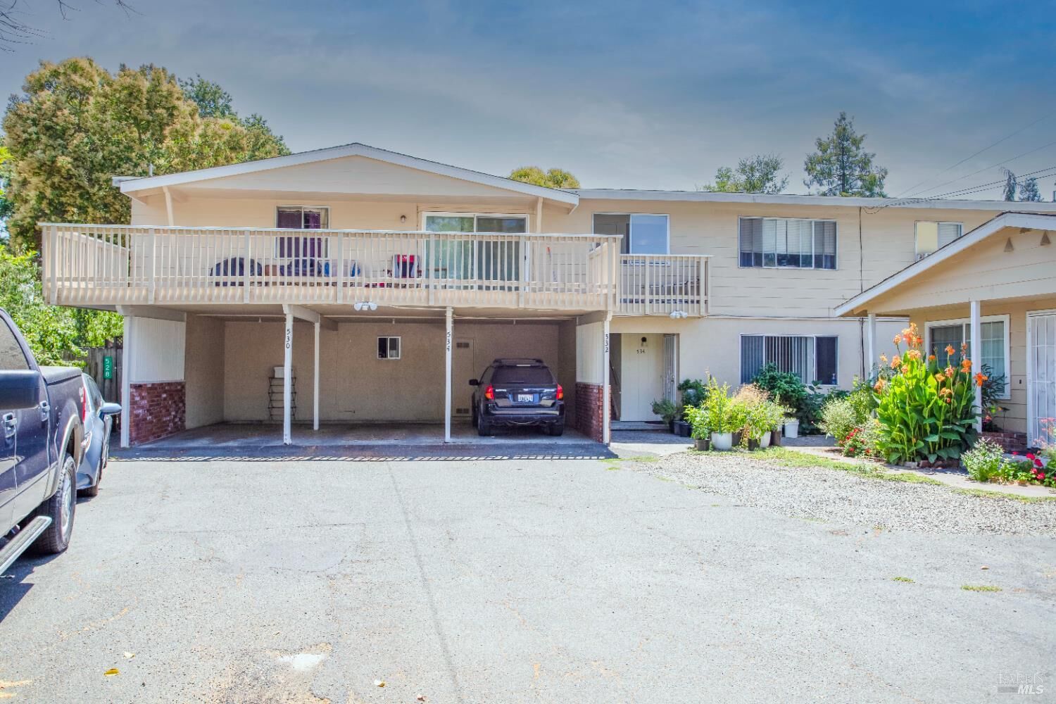 Property Photo:  528 544 Steele Lane  CA 95403 