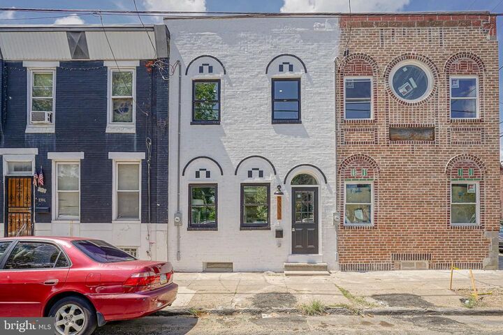 2302 S 6th Street  Philadelphia PA 19148 photo