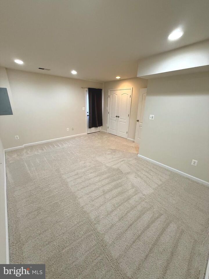 Property Photo: 2932 Truffle Oak Place #283 VA 22191
