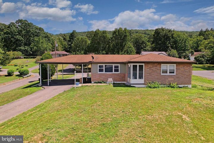 14 Clubhouse Road  Cumberland MD 21502 photo