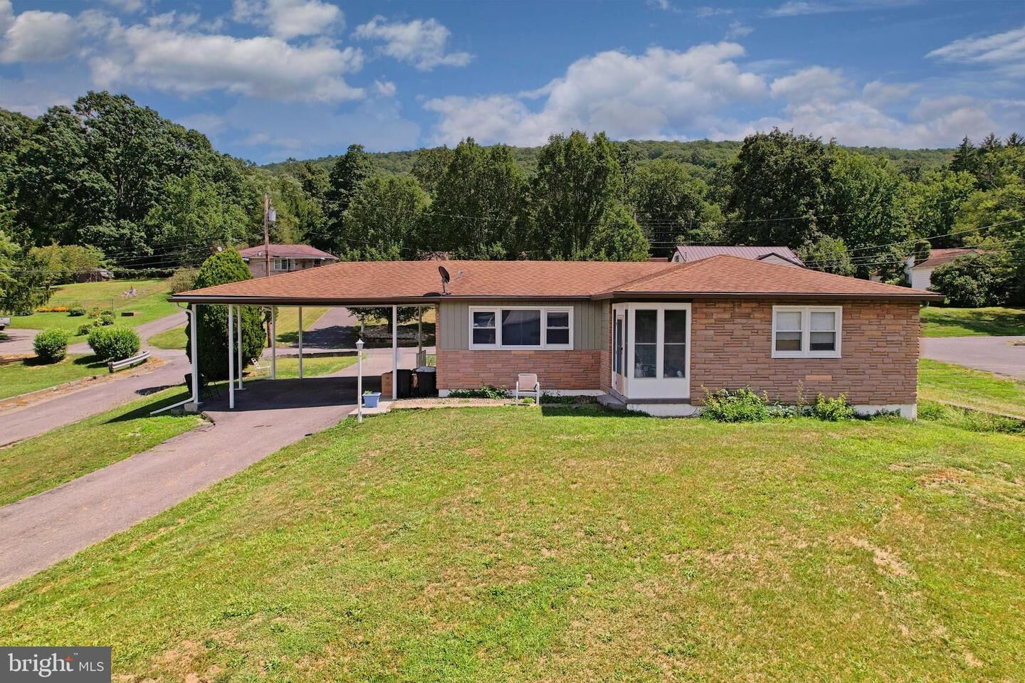 Property Photo: 14 Clubhouse Road MD 21502