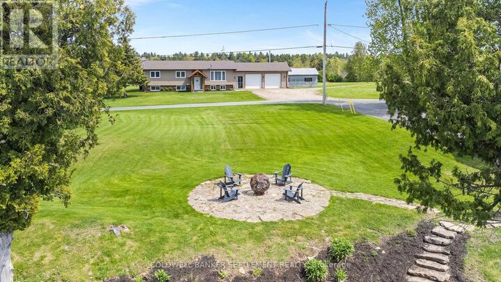 Property Photo:  269 Sunset Drive  ON K7H 3C7 