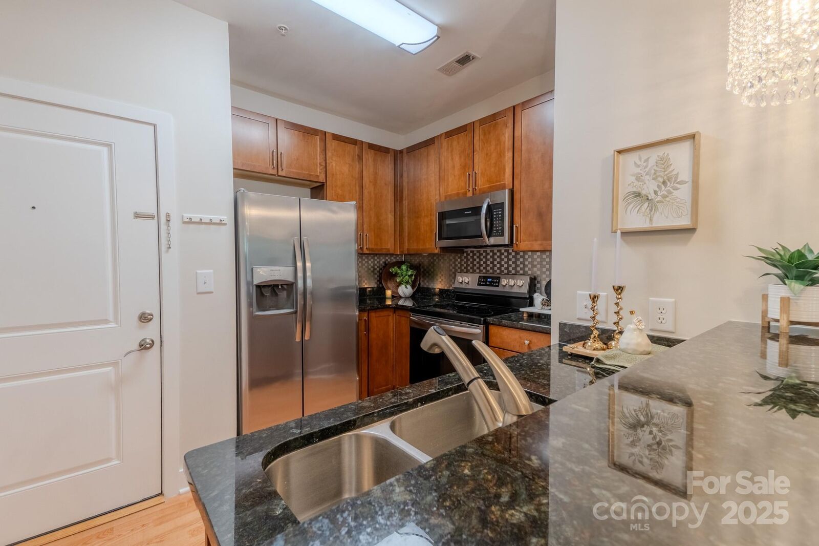 Property Photo:  630 Calvert Street 1110  NC 28208 