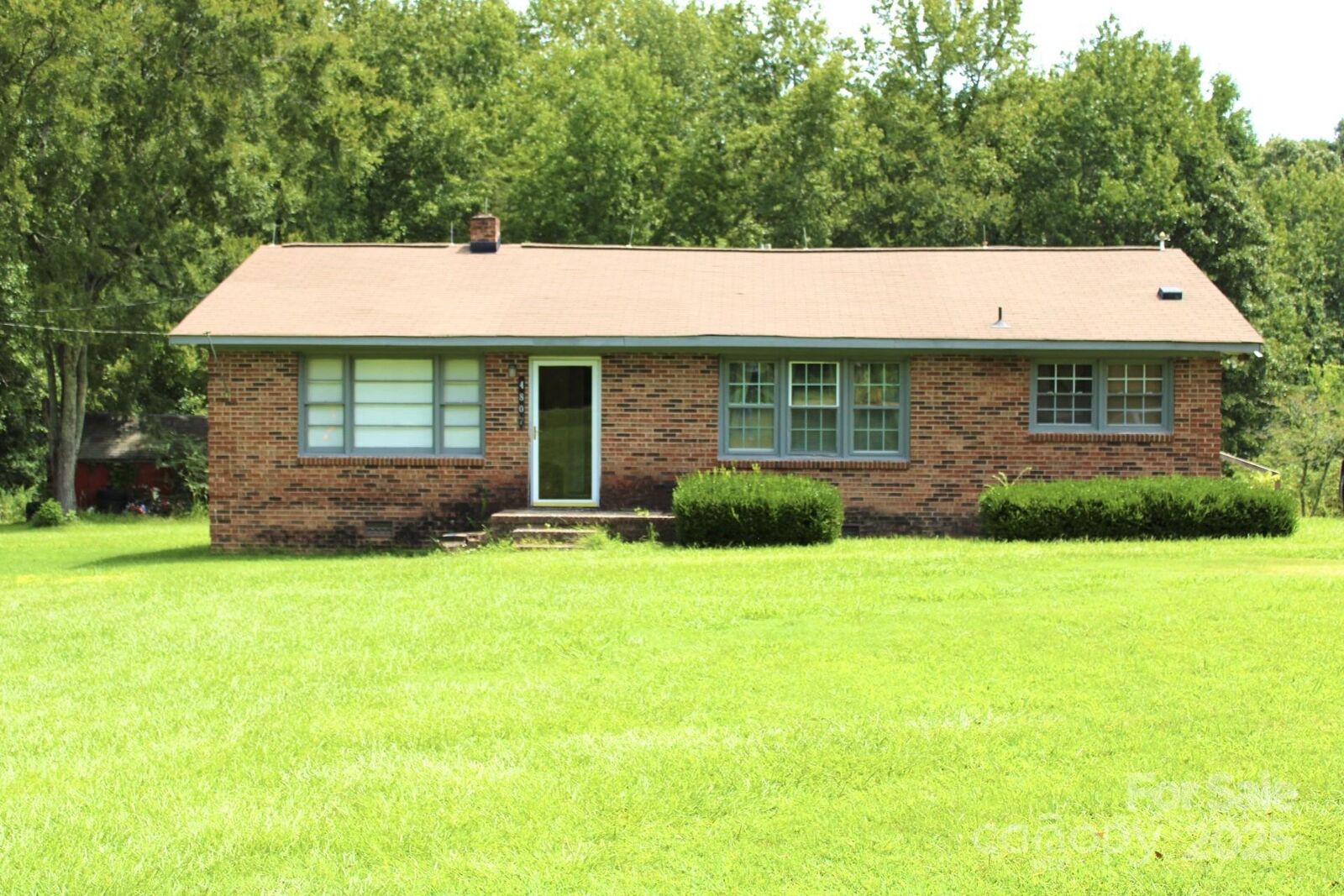 Property Photo: 4807 John Craig Road NC 28173