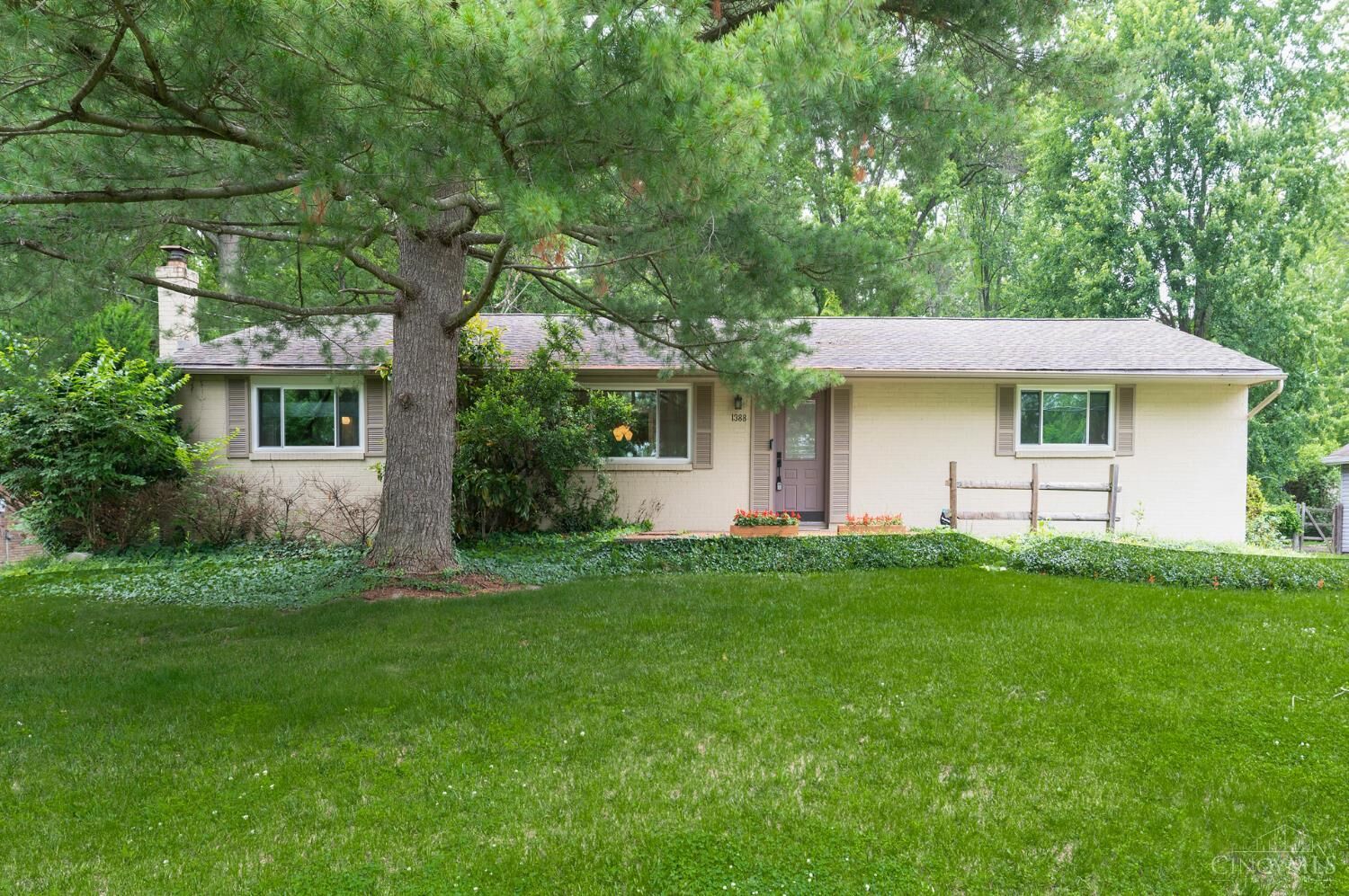 Property Photo: 1388 Wade Road OH 45150
