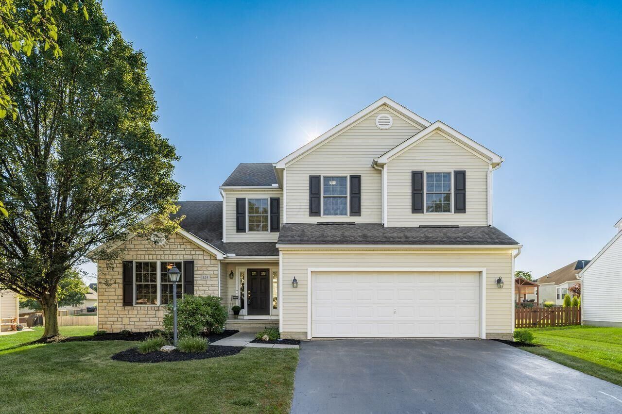 Property Photo: 124 Sourwood Street OH 43147