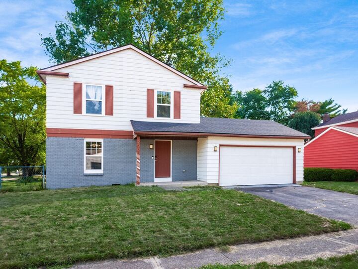 Property Photo: 2000 Candlenut Circle OH 43123