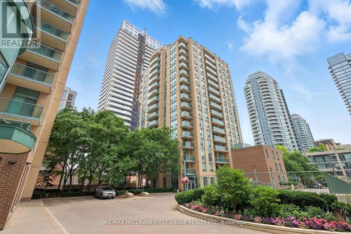 Photo de la propriété: 28 Olive Avenue 612 ON M2N 7E6