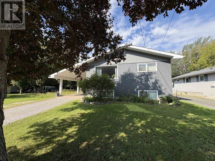 385 Daniel Ave  Fort Frances ON P9A 3L5 photo