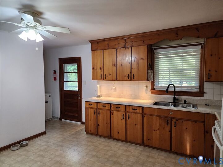 Property Photo:  5325 Meadoway Road  VA 23234 