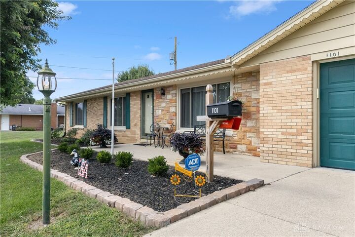 Property Photo: 1101 Jefferson Drive OH 45177