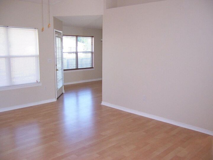 Property Photo: 334 Riverchase Boulevard FL 32536