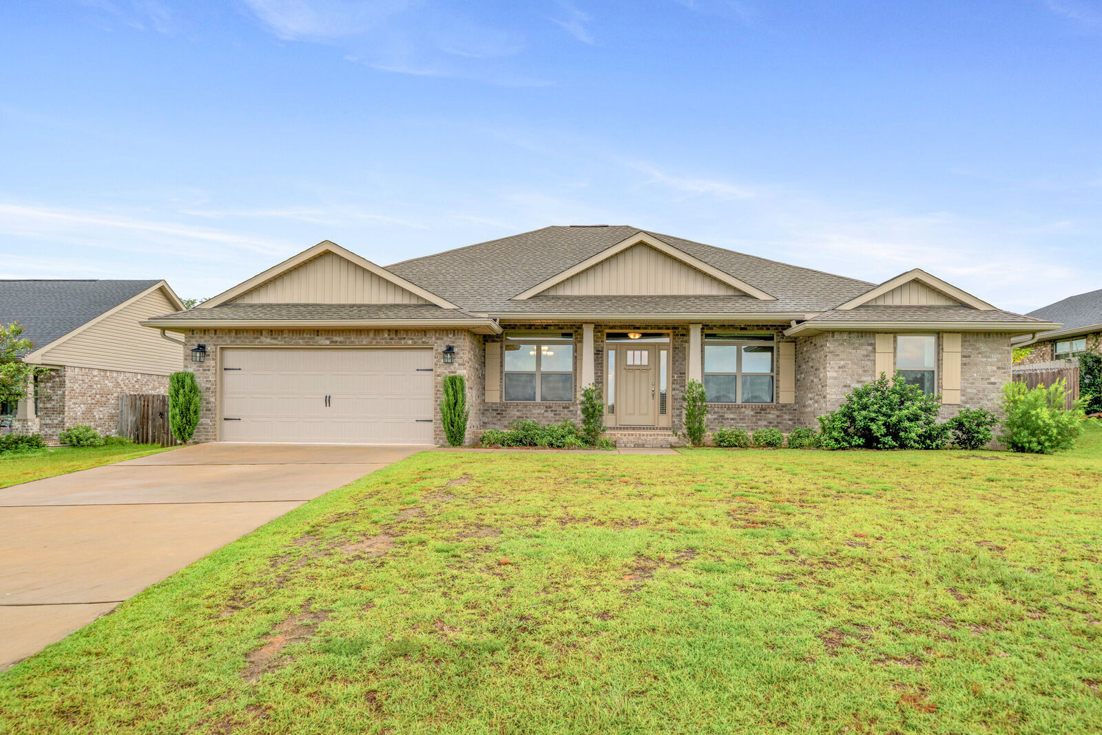 Property Photo: 2004 Broad Street FL 32536