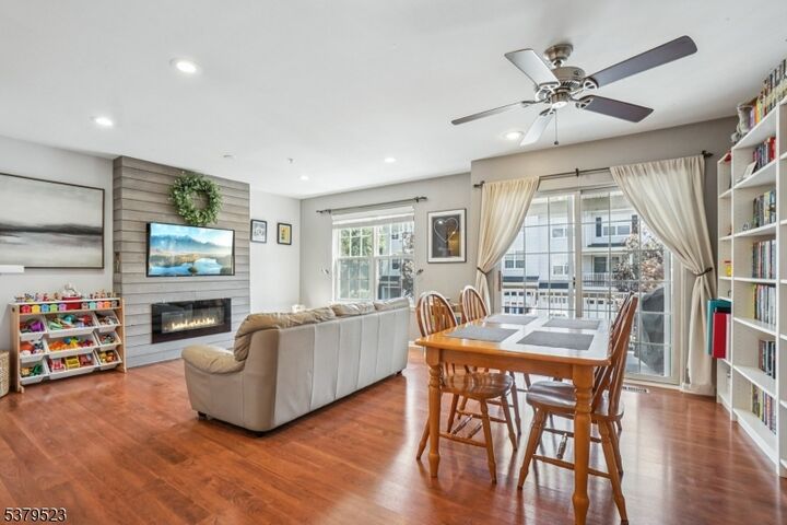 Property Photo: 611 Knollwood Ct NJ 07834
