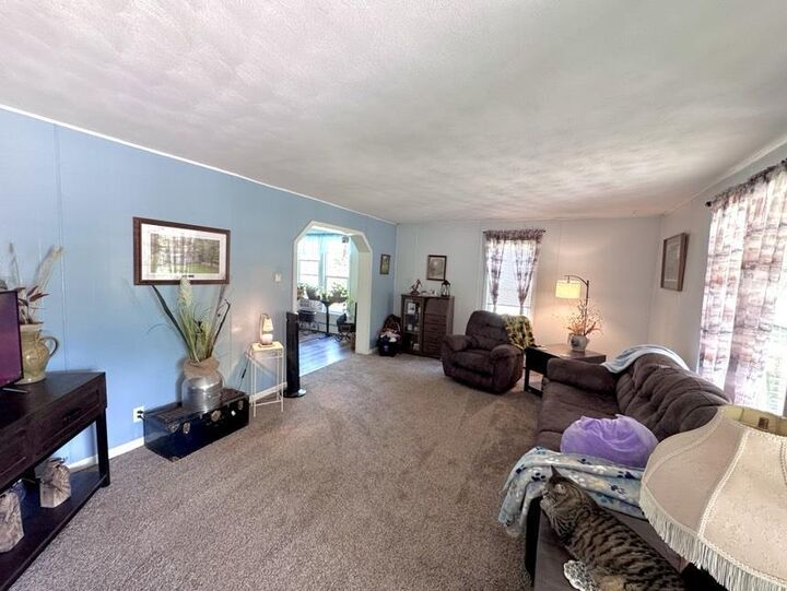 Property Photo: 23 4th St NW IA 50662
