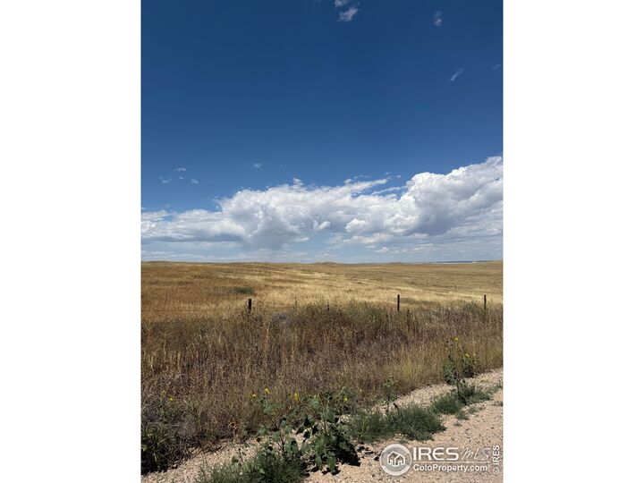 Property Photo:  1 County Road 15  CO 80612 