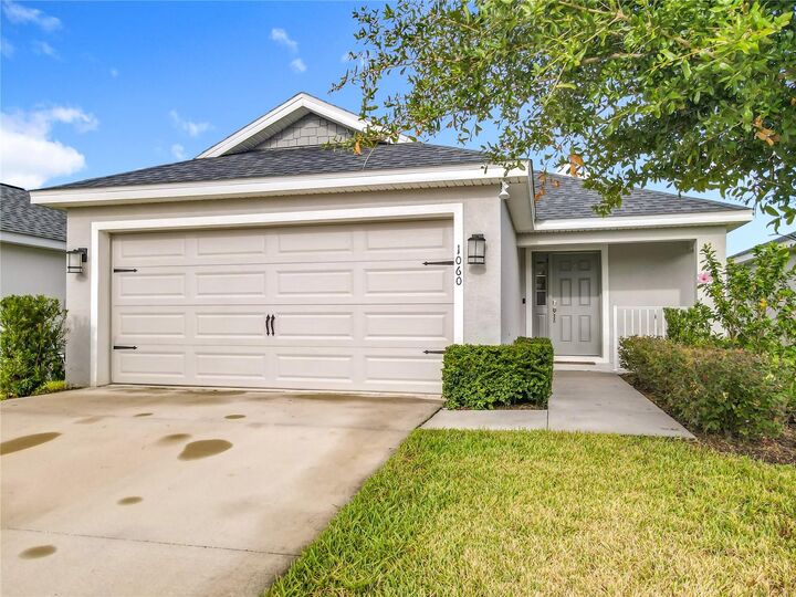 Property Photo: 1060 Cascade Drive FL 33837