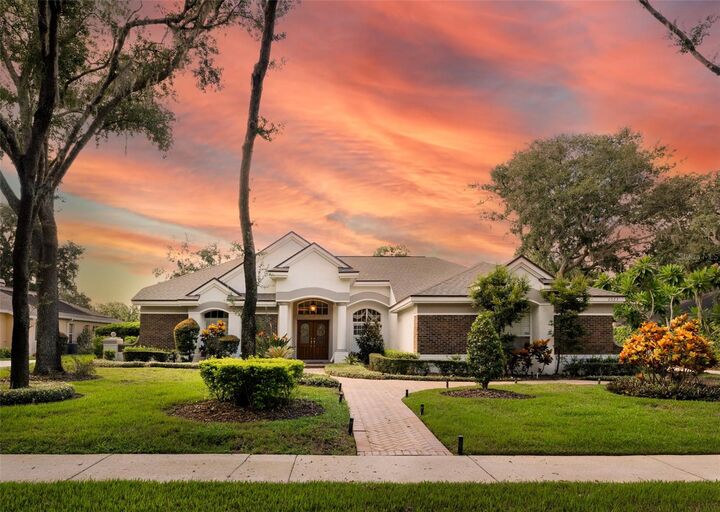 6023 Hammock Hill Avenue  Lithia FL 33547 photo