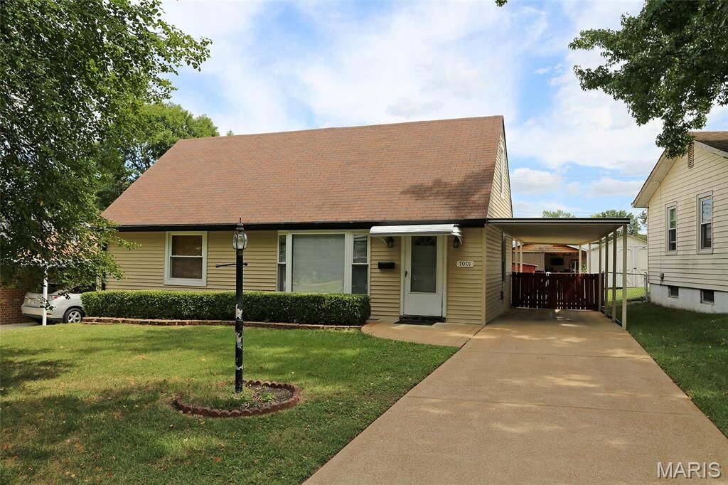 Property Photo:  7001 Circleview Drive  MO 63123 