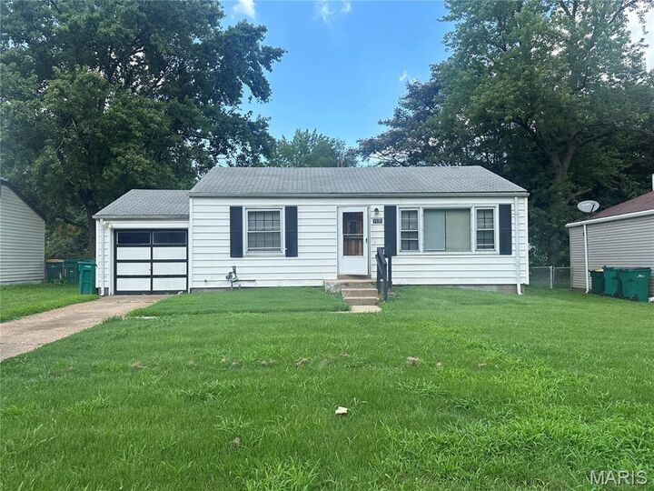 1227 Bliss Drive  Bellefontaine Nghbrs MO 63137 photo