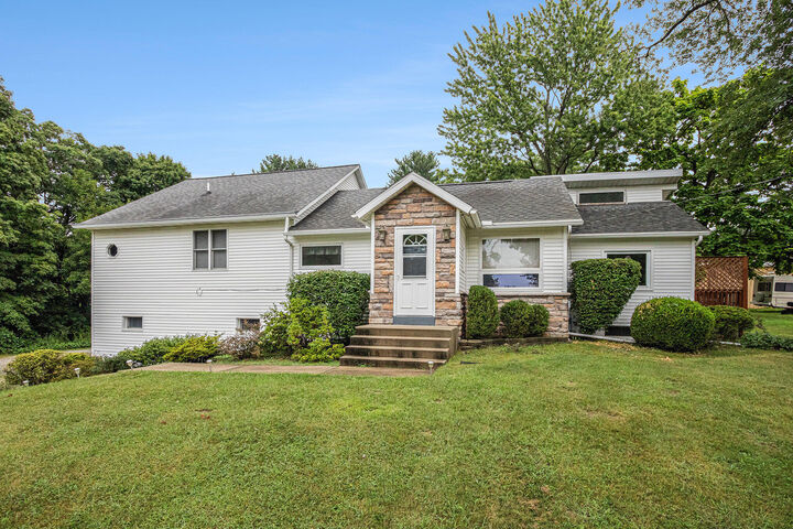 Property Photo: 2559 S 3rd Street MI 49120