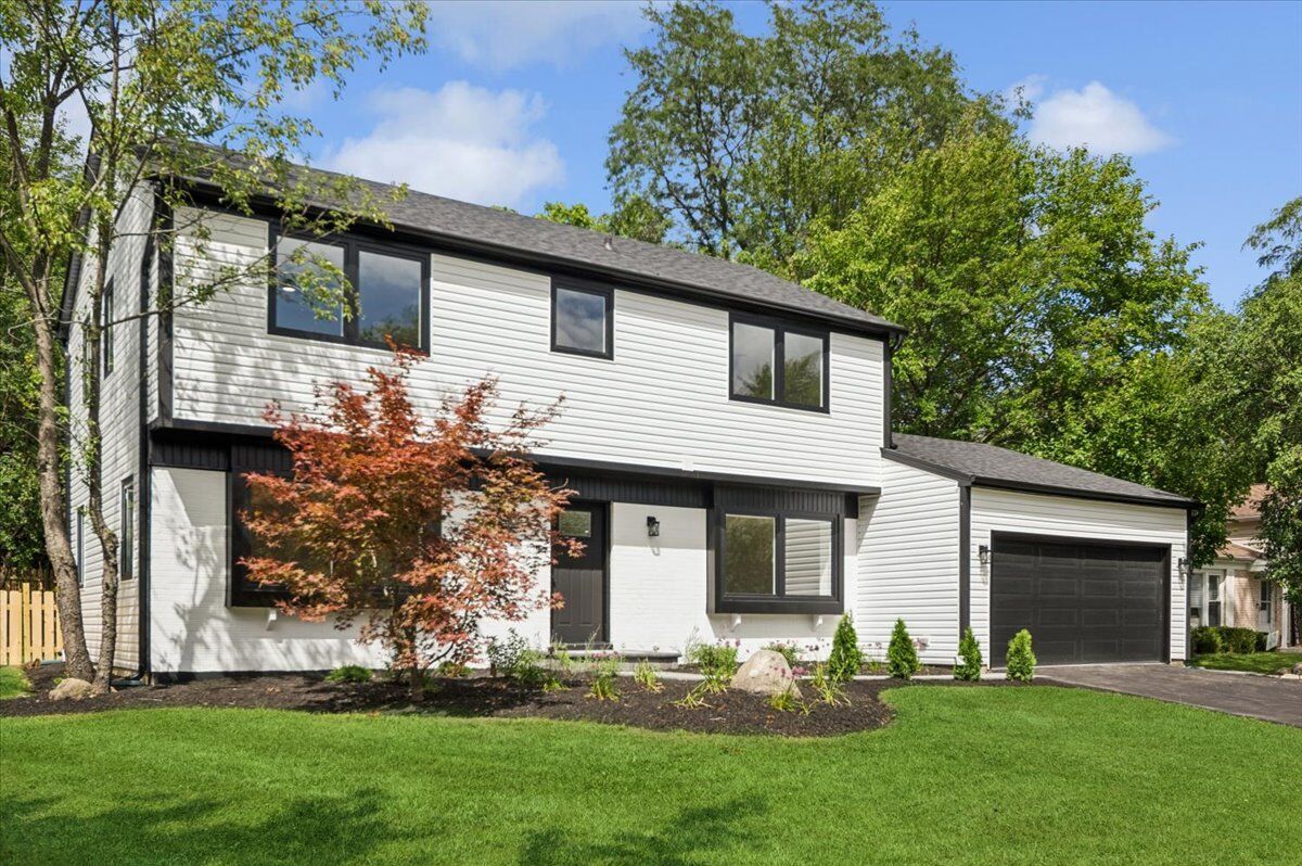 Property Photo: 303 Cedarbrook Road IL 60565