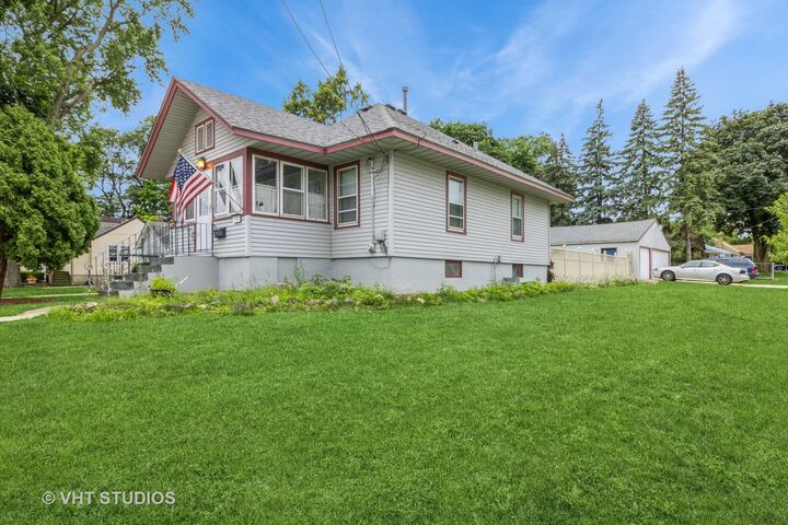 Property Photo: 500 Gertrude Street IL 60123