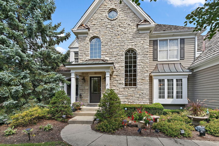 Property Photo: 406 Catkins Way IL 60013