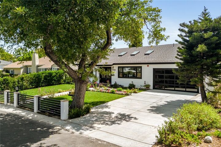 Property Photo:  10350 McCormick Street  CA 91601 