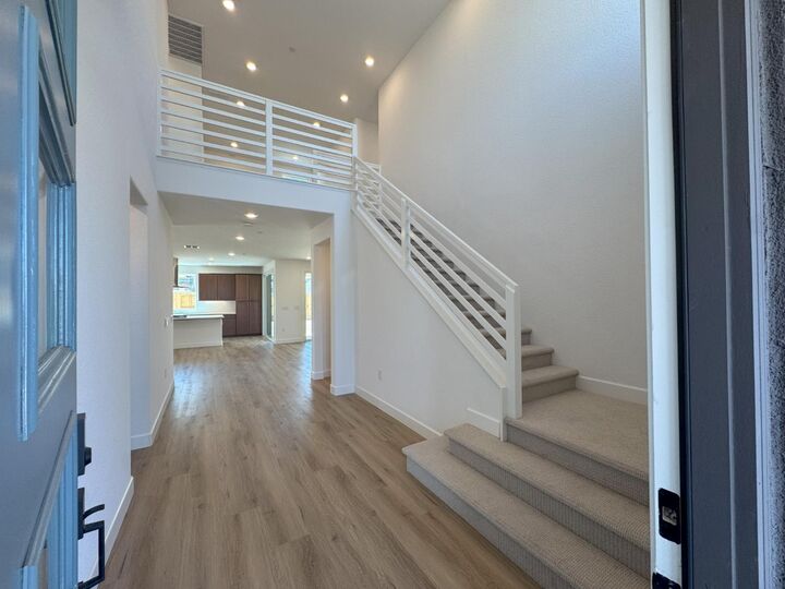 Property Photo: 4032 Diverge Drive CA 95747