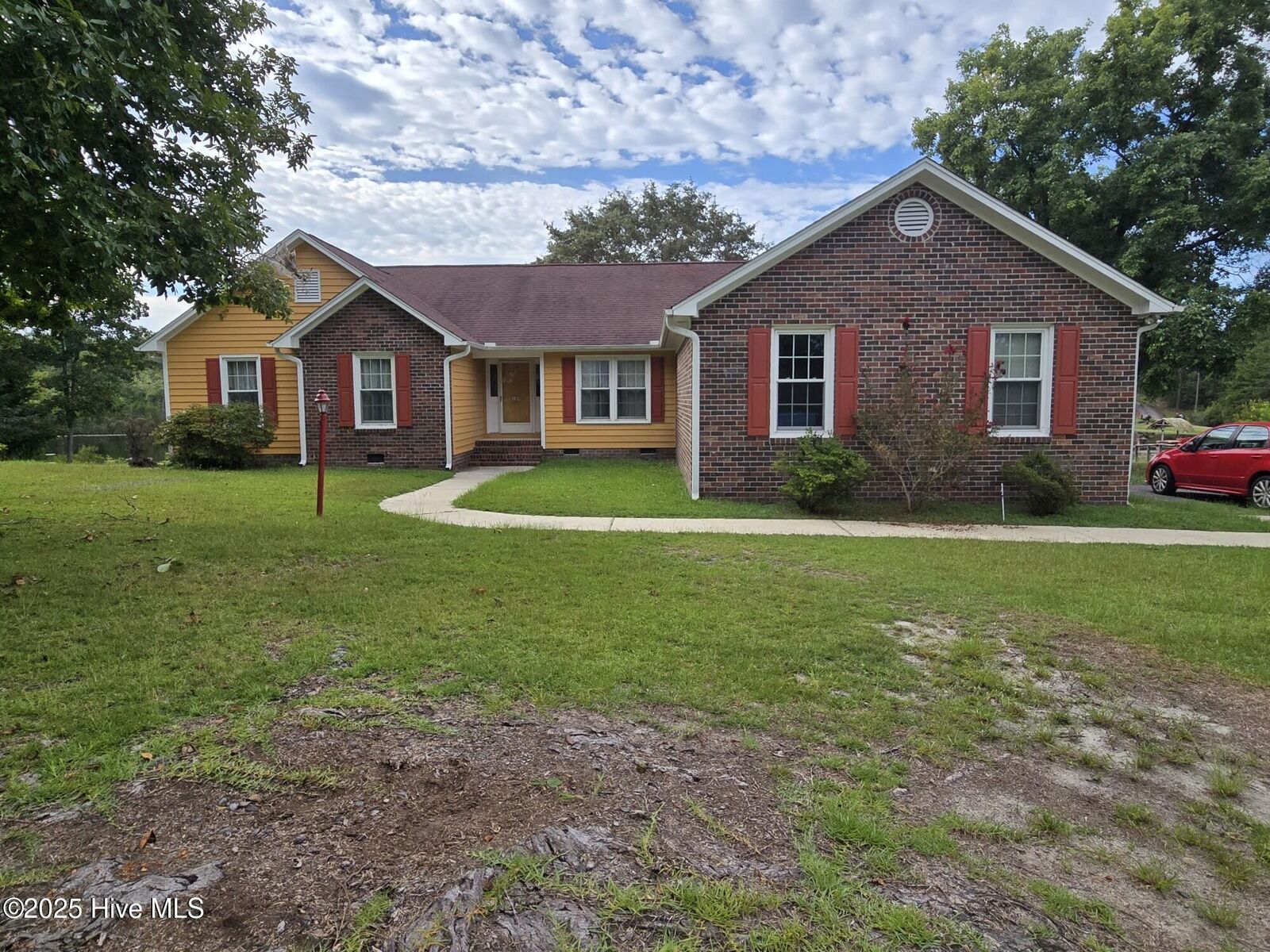 Property Photo:  104 Sky Run  NC 28379 