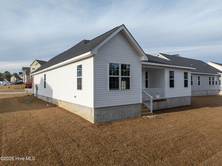 Property Photo:  717 Jasmine Lane  NC 28546 