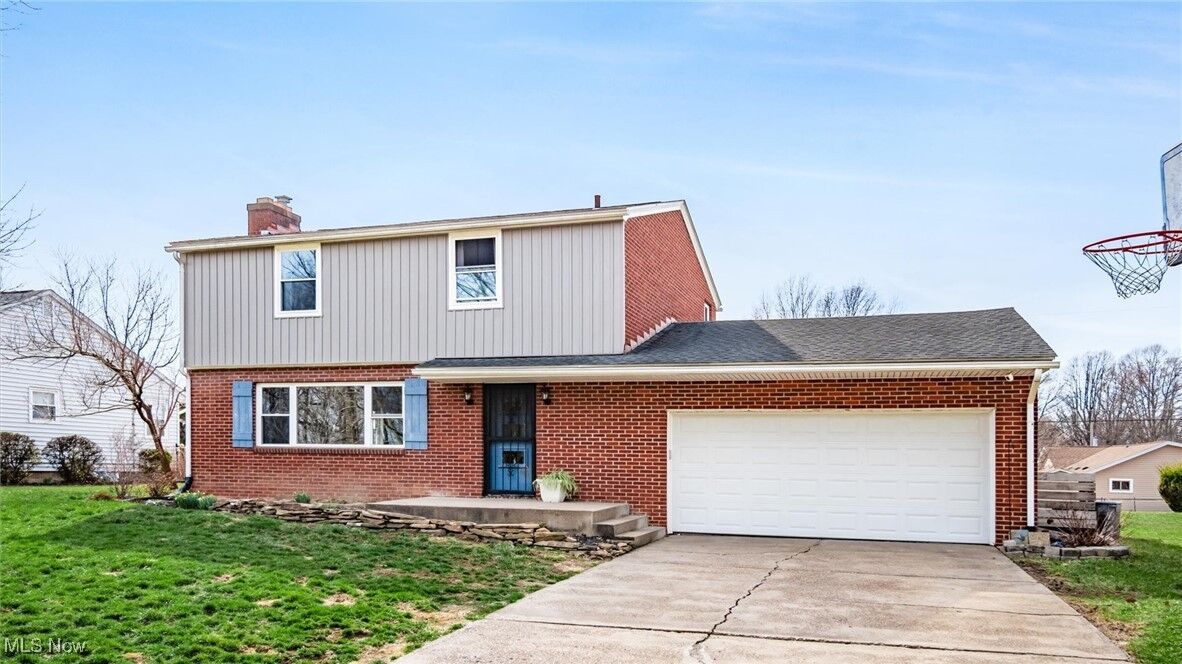 Property Photo: 3125 E Highland Drive OH 43701